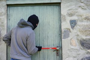 défendre sa maison du cambriolage