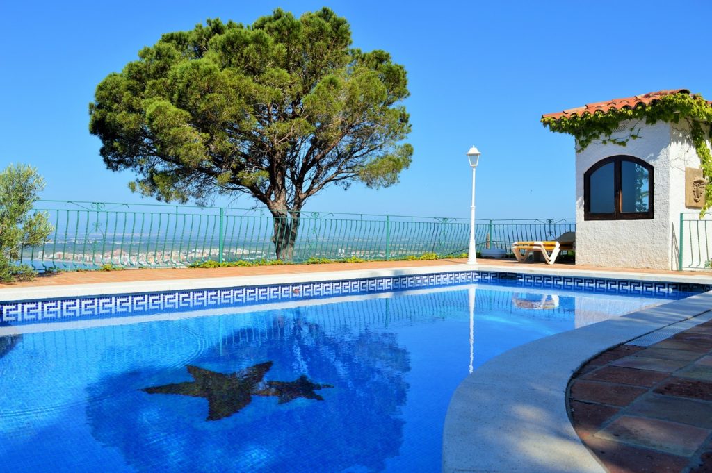 meilleurs constructeur de piscine à Bergerac