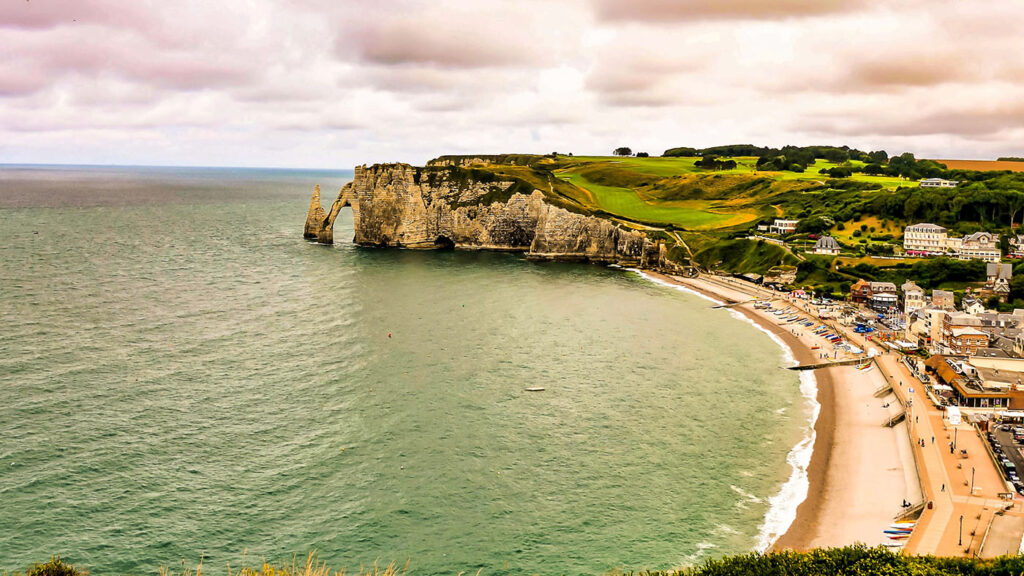 Investir en Normandie Vue sur Etretat