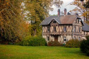 Restaurer les anciennes charpentes des maisons normandes